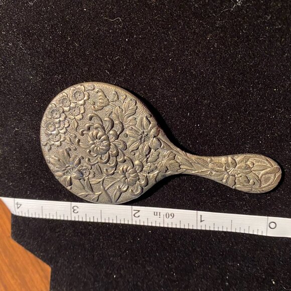 Holiday Glamour Gift Set: Whiting & Davis Purse, Misaki Pearls & Vintage Floral - Picture 6 of 7